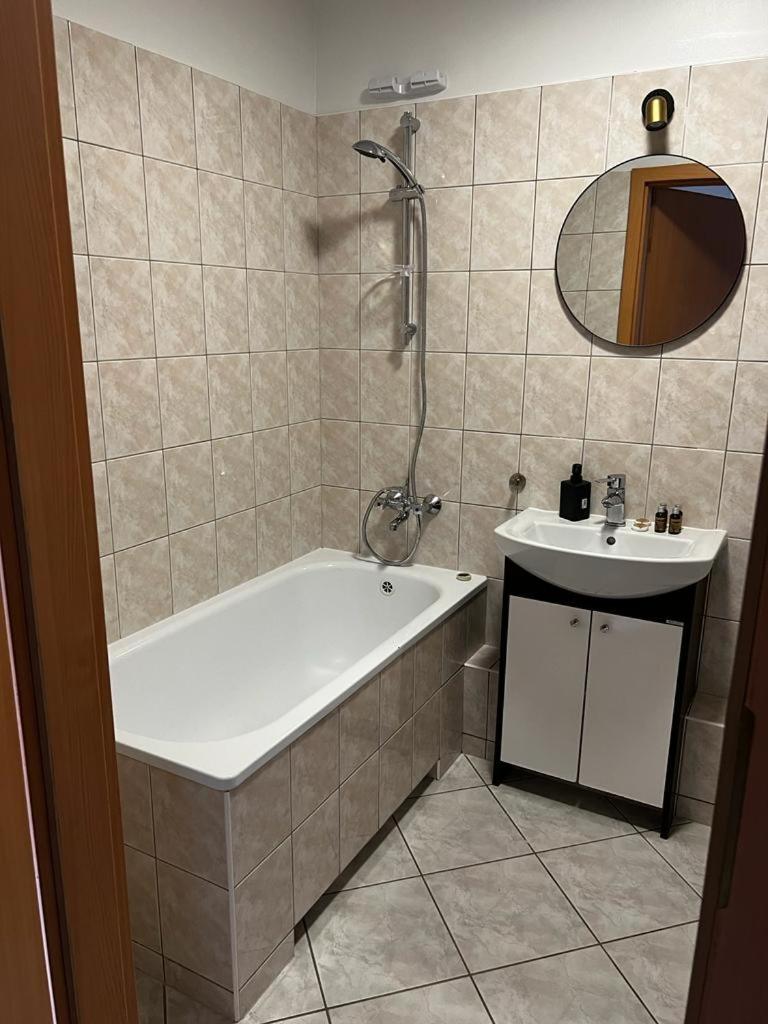 Delta Apart-house 3*